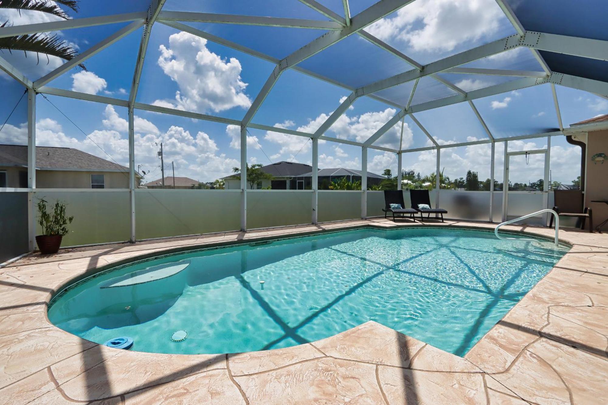 Cozy, Inviting, Modern Cape Coral Home With Pool - Sunkissed Coconut North Fort Myers Exterior photo